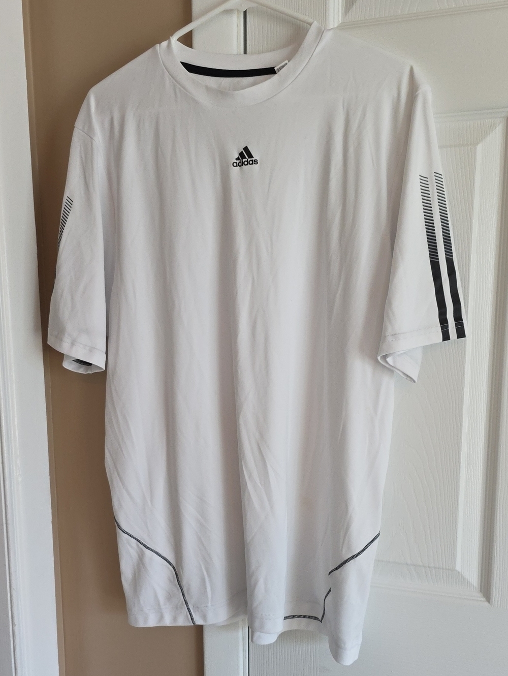 Adidas Men’s White Crew Neck Performance Shirt Size L